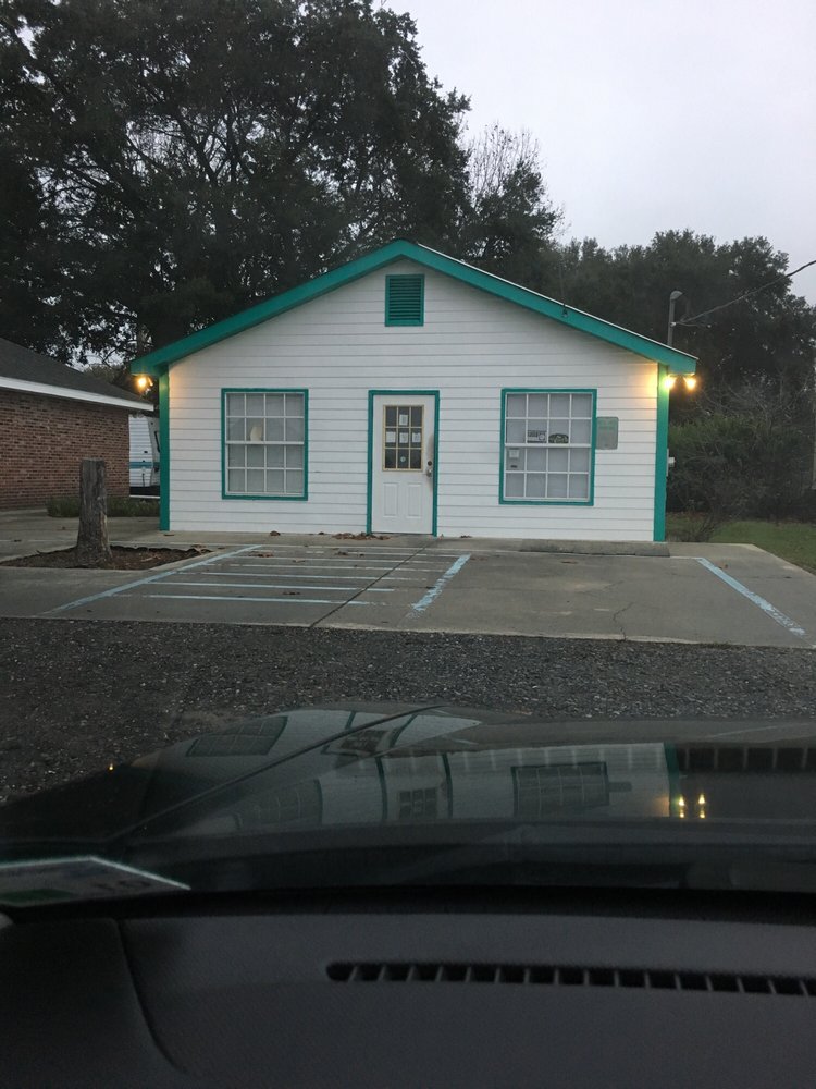 TESSICA’S CANDLE SHOP Updated August 2024 1209 S Fieldspan Rd