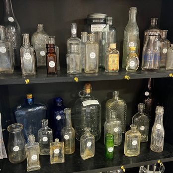 Retro Relics - Antiques Near Me - Talmo, Georgia Retro Relics - Antiques Near Me - Talmo, Georgia