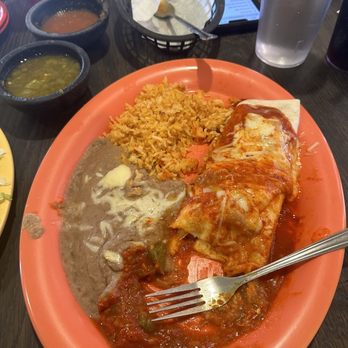 Nopalito Restaurant - Smothered red pork burrito with a side of rice and bean - Mexican Near Me - Las Cruces, New Mexico