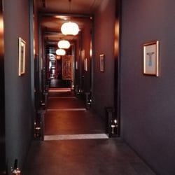 Liang Xin - Pasillo de acceso a recepción