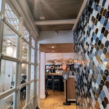 MesaMar Seafood Table - Seafood Near Me - Coral Gables, Florida