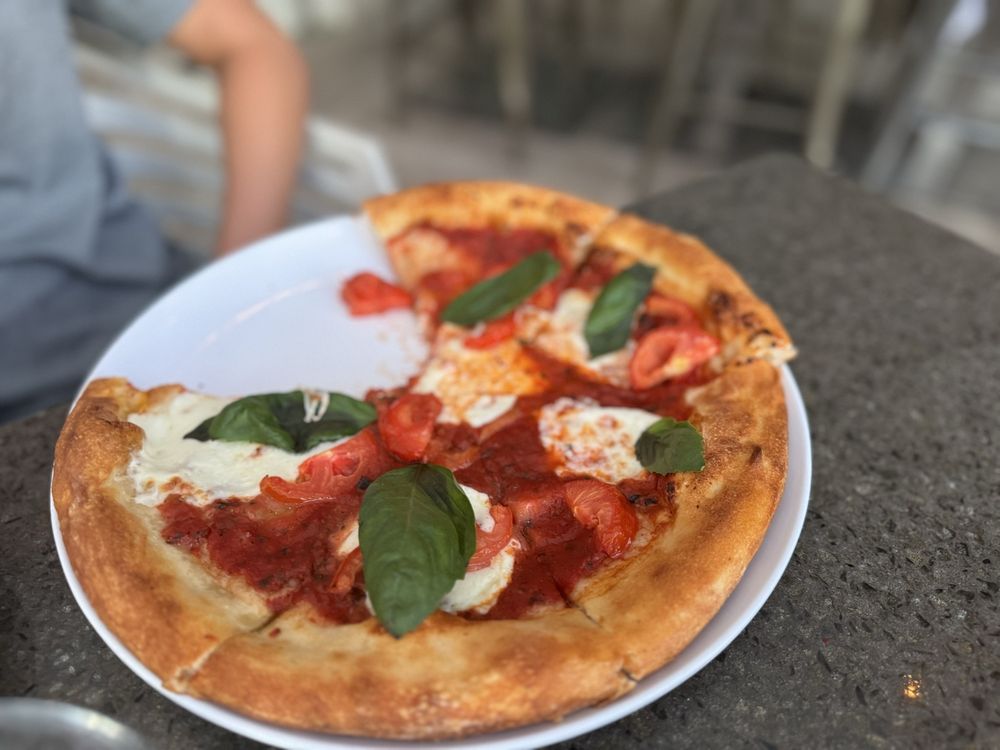 Pane E Vino Pizzeria