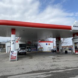Exterior photo of Petro-Canada - Scarborough, Ontario Exterior photo of Petro-Canada - Scarborough, Ontario