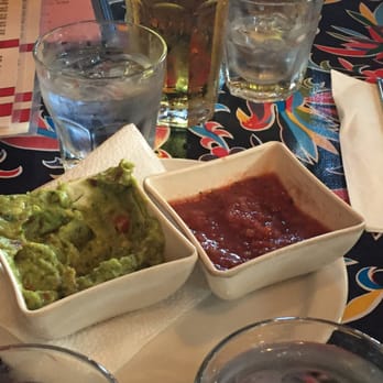 Cha Cha Cha - Guac and salsa - Caribbean Near Me - San Francisco, California