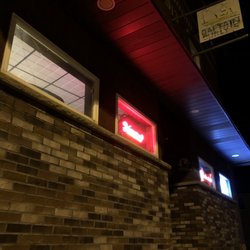 Captain Curlys Pub - Exterior.