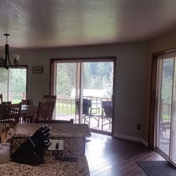 Draperies N Things - Shades & Blinds Near Me - Grants Pass, Oregon