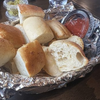 Billy Bricks - Naperville - Bread bites minus Parmesan - Pizza Near Me - Naperville, Illinois
