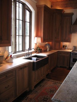 Landaiche Cabinets LLC