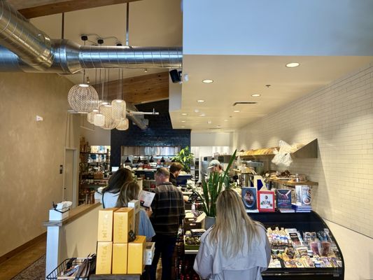 Leven Supply by null