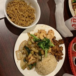 Miyabi Jr - Shrimp n chicken teriyaki with garlic rice, side of yakisoba noodles n sautéed onions n squash