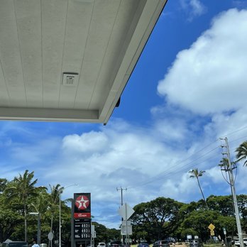 Ala Wai Service Texaco - a gas station - Convenience Stores Near Me - Honolulu, Hawaii
