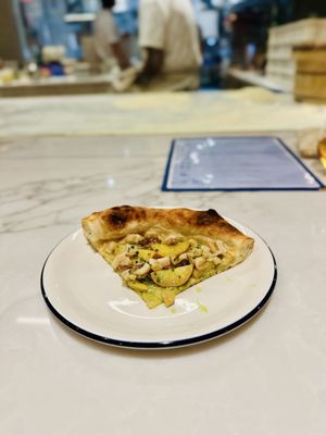 Sho Pizza Bar by null