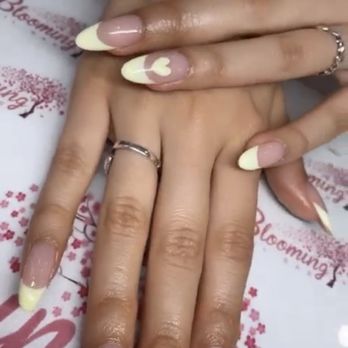 Blooming Nail Bar - Nail Salons Near Me - Burbank, California Blooming Nail Bar - Nail Salons Near Me - Burbank, California