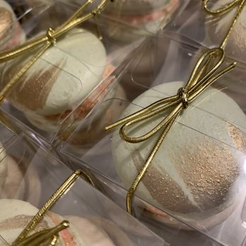 CC's Macarons and Desserts - Macarons Near Me