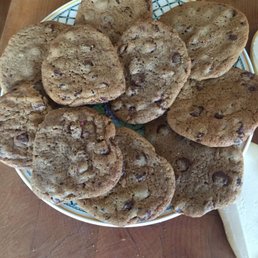 Chocolate chip cookies without nuts (10 cookies shown because one was already consumed). Chocolate chip cookies without nuts (10 cookies shown because one was already consumed).