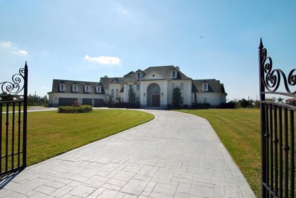 Service You Can Depend On! - Prime Time Stucco is a leading local provider of professional stucco solutions, serving residential and commercial properties throughout Margate and the greater Broward County area. As a family-owned and operated business, we pride ourselves on the quality of our craftsmanship, our attention to detail, and outstanding customer service from the first call to the finishing touch.

With over [X] years of hands-on experience, our team specializes in every aspect of stucco—from new installations and expert repairs to creative texture and color matching. We’re known for delivering beautiful, durable results that stand up to Florida’s unique climate and enhance any property’s curb appeal.

Our Stucco Services
Stucco Installation (New Construction):
Reliable service for new homes, commercial properties, additions, and remodels—using industry-leading techniques for lasting results.
Stucco Repair:
Fast, professional repair of cracks, water damage, and wear-and-tear. We restore your walls to look and perform like new.
Stucco Restoration and Remediation:
Skilled remediation following storm, water, or structural damage, including matching the existing texture and color.
EIFS (Exterior Insulation and Finish Systems):
Modern, energy-efficient stucco systems that combine insulation with attractive, low-maintenance finishes.
Custom Textures & Color Matching:
From smooth finishes to custom or traditional textures, and a wide selection of colors to perfectly match your project or HOA guidelines.
Waterproofing and Protective Sealants:
Protect your stucco investment with waterproofing and long-lasting exterior coatings.
Commercial & Residential Projects:
No job is too big or too small—from single-family homes to office buildings and retail centers.
Why Choose Prime Time Stucco?
Quality Materials: We use only premium products for durability and superior finish.
Experienced Craftsmen: Our skilled team has decades of combined stucco experience.
Local Knowledge: We understand what stucco needs to withstand South Florida’s weather.
Personalized Service: Every project gets individual attention, honest advice, and clear communication.
Guaranteed Satisfaction: Our work isn’t done until you’re delighted with the results.