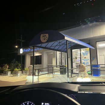 Fresh Laundry & Cafe - Laundromat Near Me - Gainesville, Florida