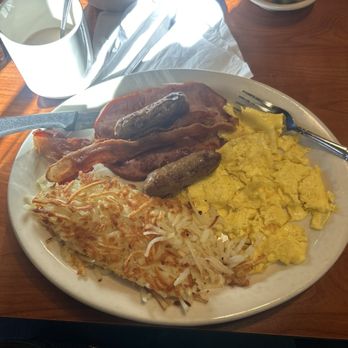 VIP'S Diner Restaurant - Diners Near Me - Lake Elsinore, California VIP'S Diner Restaurant - Diners Near Me - Lake Elsinore, California