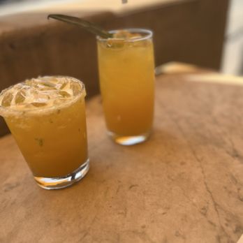 True Food Kitchen - Margaritas and Hangover Juice - New American Near Me - Oakbrook, Illinois