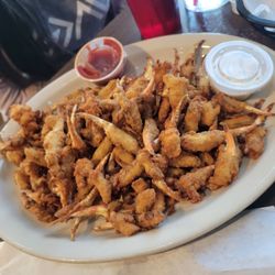 Diamond Jim's and Mrs. Donna's Ole Farm Beef House - Large order of fried crab claws
