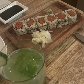 Le Desales - Tuna roll - French Near Me - Washington, DC, District of Columbia