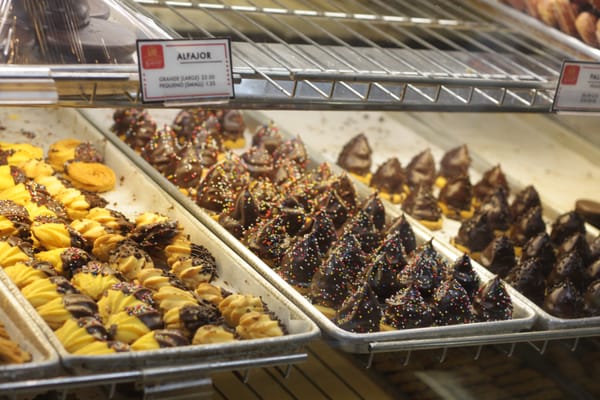 Charlotte Bakery by null