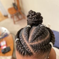 Jolly Girl Curls - Feed In Braids