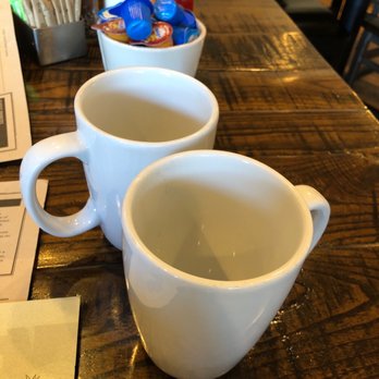First Watch - Waiting 14 minutes for coffee. No es bueno. - Breakfast & Brunch Near Me - San Antonio, Texas