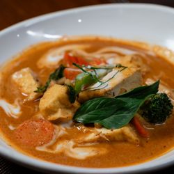 LAWA Thai Cuisine - Panang Curry Tofu (Vegan)