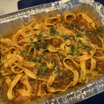 DeNuccis - Tagliatelle Bolognese - New American Near Me - Lincoln Park, Illinois