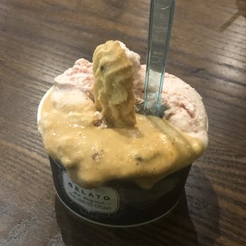SPIN! Pizza - Large gelato with 2 flavors! Praline Caramel and Strawberry. Recommend both, but out of the two, the praline was my fav. - Pizza Near Me - Topeka, Kansas