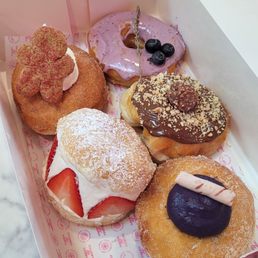 Butterscotch, Lavender Blueberry, Strawberries & Cream, Ferrero Rocher, Ube. Butterscotch, Lavender Blueberry, Strawberries & Cream, Ferrero Rocher, Ube.