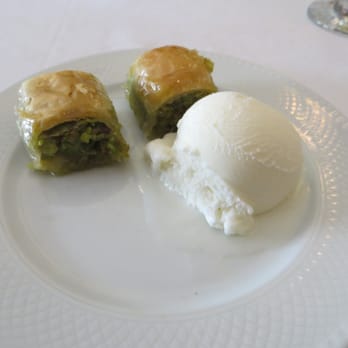 The Khorasani - Baklava and vanilla ice cream at Khorasani Ocakbaşı - Seafood Near Me - Istanbul, 34