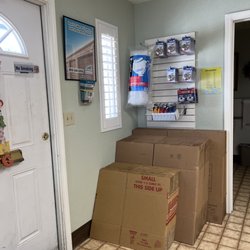 Lockeford Mini Storage - Boxes and Moving supplies