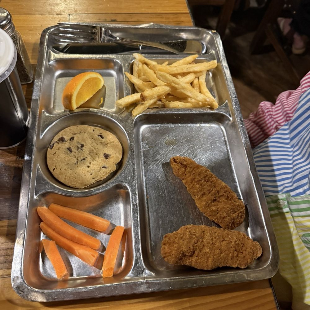 Kids chicken tenders tray