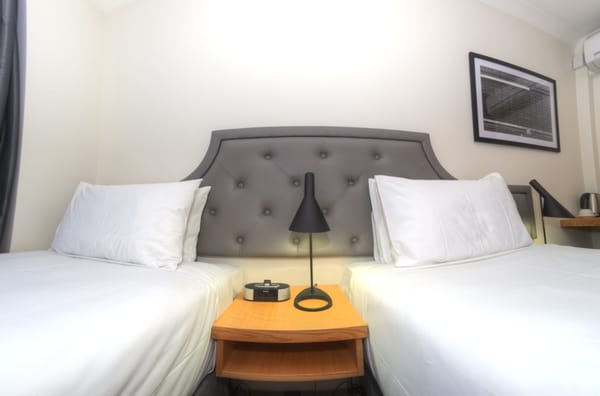 Pensione Hotel Perth by null