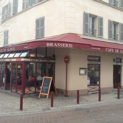 Café De La Paix - Facade