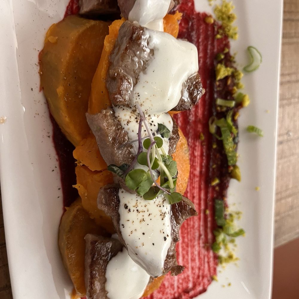 La Brunilda - Grilled Iberian pork shoulder - Tapas Bars Near Me - Seville, SE La Brunilda - Grilled Iberian pork shoulder - Tapas Bars Near Me - Seville, SE