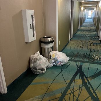 Spring Hill Suites - Come on. Unacceptable. - Hotels Near Me - Burr Ridge, Illinois Spring Hill Suites - Come on. Unacceptable. - Hotels Near Me - Burr Ridge, Illinois