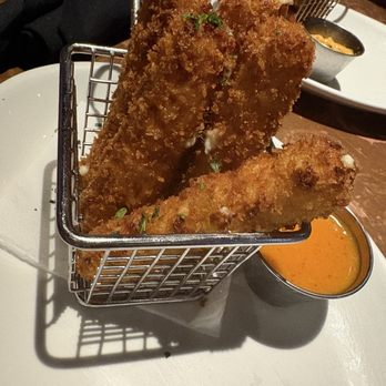 City Works - CRAB RANGOON MOZZARELLA STICKS - Sports Bars Near Me - Schaumburg, Illinois City Works - CRAB RANGOON MOZZARELLA STICKS - Sports Bars Near Me - Schaumburg, Illinois