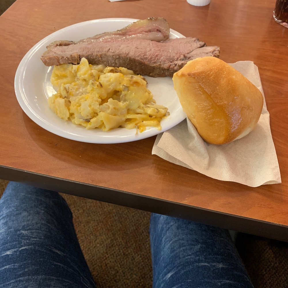 NY strip from the carving station w cheesy potatoes & roll