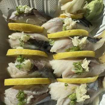Sushi Misoya - mackerel nigiri - Sushi Bars Near Me - Lynnwood, Washington