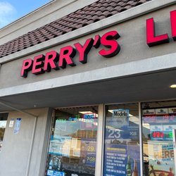 Perry's Liquors - Logo
