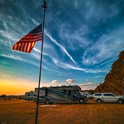 JB's RV Park - The beautiful American flag flying high at the campground!