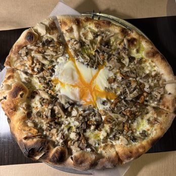 Skyhigh - Fontina and mushroom pizza - Bars Near Me - Philadelphia, Pennsylvania