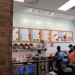 Tropical Smoothie Cafe