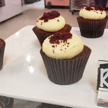 Smallcakes Orlando - Desserts Near Me - Orlando, Florida Smallcakes Orlando - Desserts Near Me - Orlando, Florida