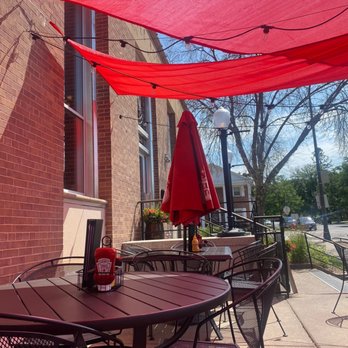 Post - American Eatery - Patio area - American Near Me - Hudson, Wisconsin Post - American Eatery - Patio area - American Near Me - Hudson, Wisconsin