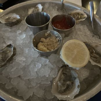 801 Fish - East coast oysters. - Seafood Near Me - Clayton, Missouri