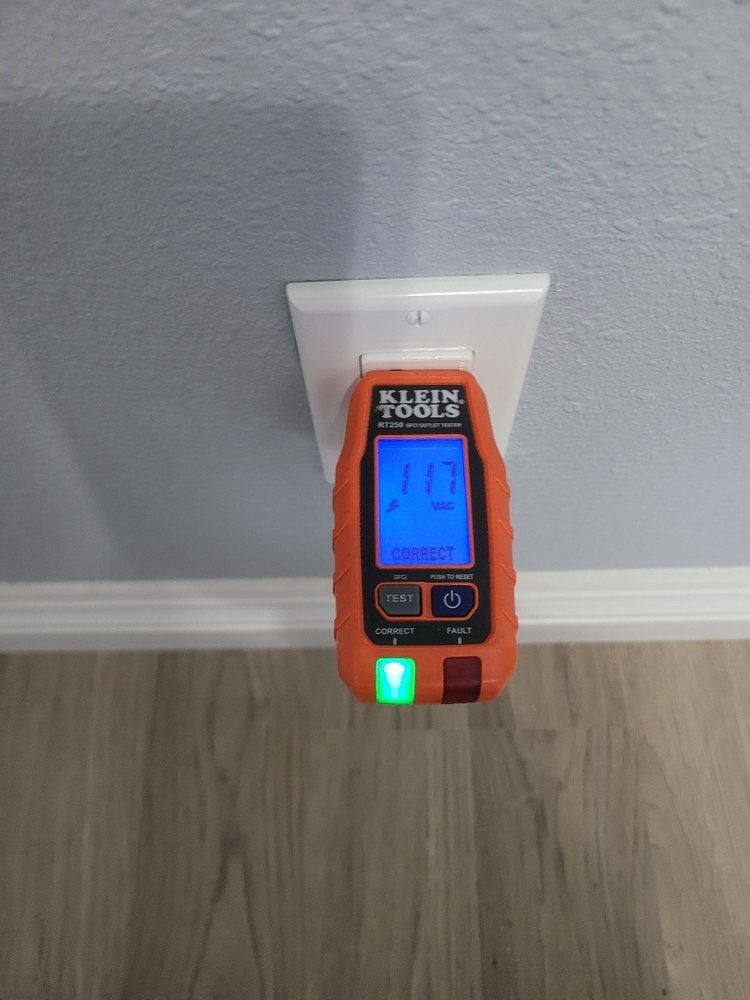 Slide of OC Elite Lighting and Electrical Services